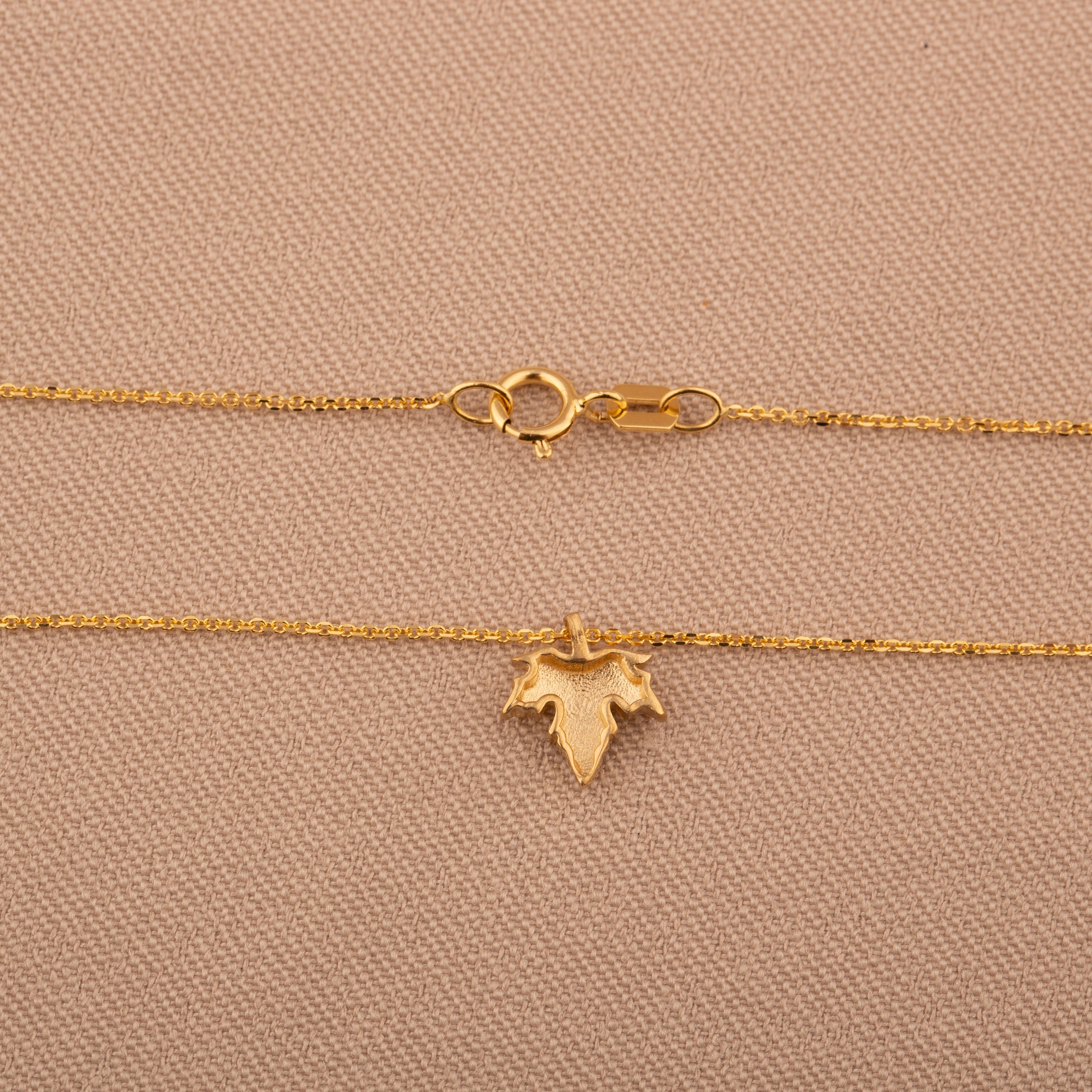 14K Solid Gold Maple Leaf Pendant Necklace